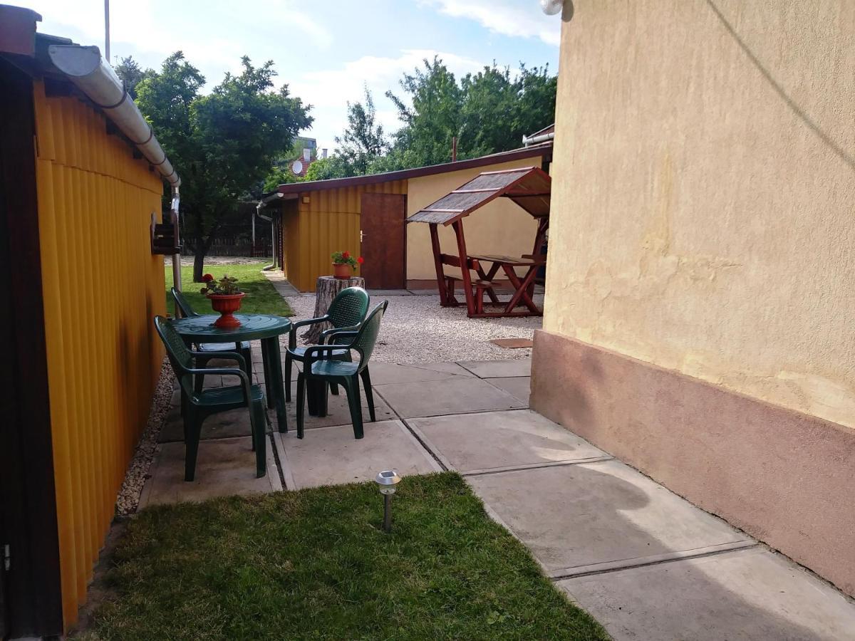 Szivarvany Apartman غيولا المظهر الخارجي الصورة